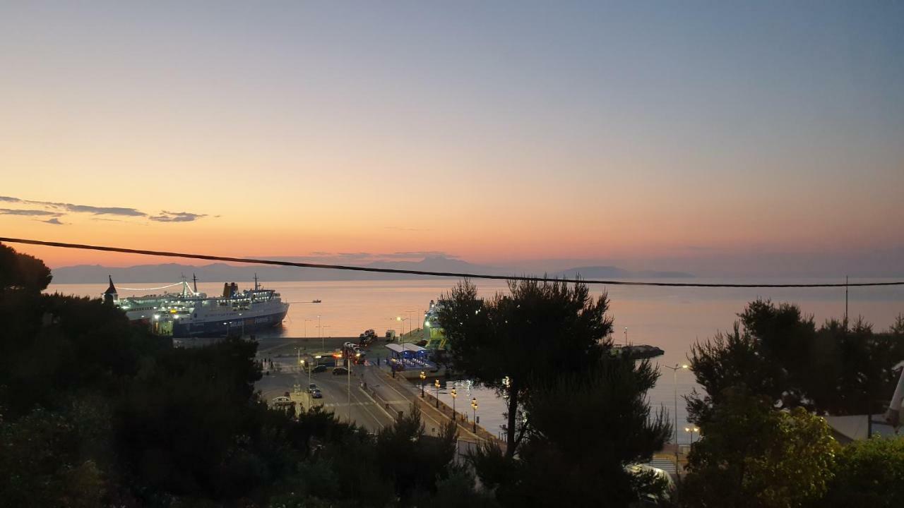 The Anchor - Next To The Port, Airport & Athens Lejlighed Rafína Eksteriør billede